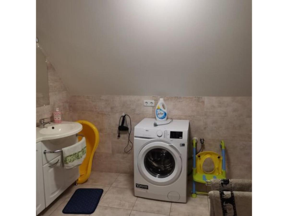 Apartamento Forrás Vendégház Tata Exterior foto